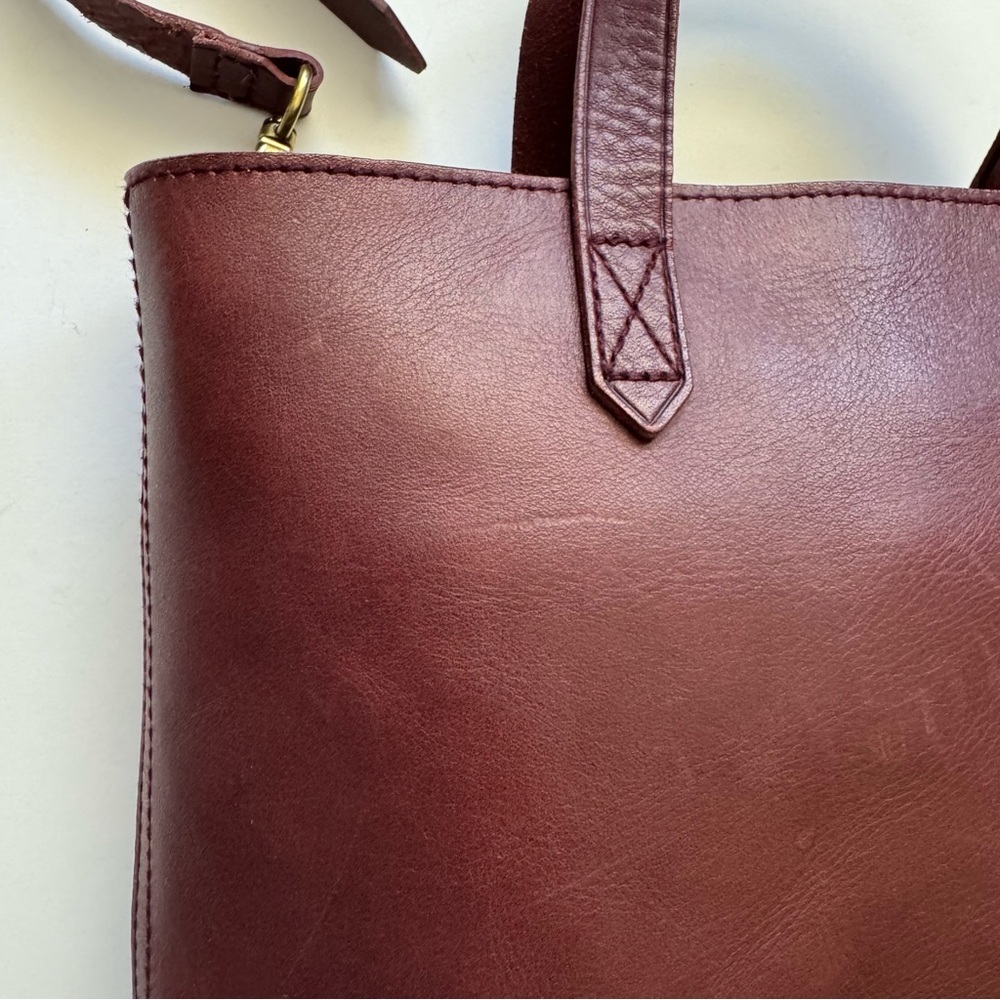 Madewell The Zip Top Transport Crossbody in Burgundy Red Leather - Picture 5 of 15